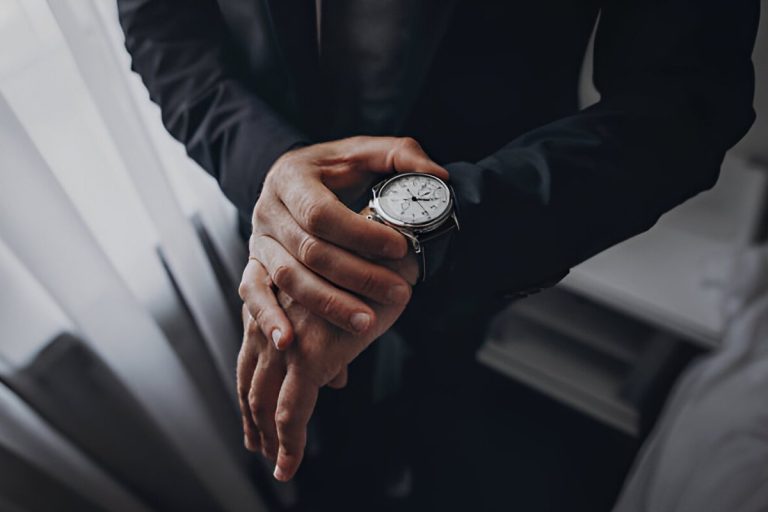 3 Best Calendar Wristwatch from Patek Philippe Collection