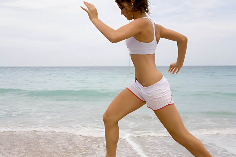 From Couch to Fit: A Beginner’s Guide to Full Body Workouts with a Twist