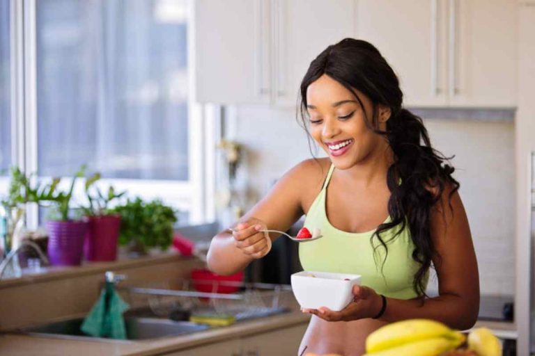 Travelling or Busy? Here’s How to Keep Your Fitness Diet on Point