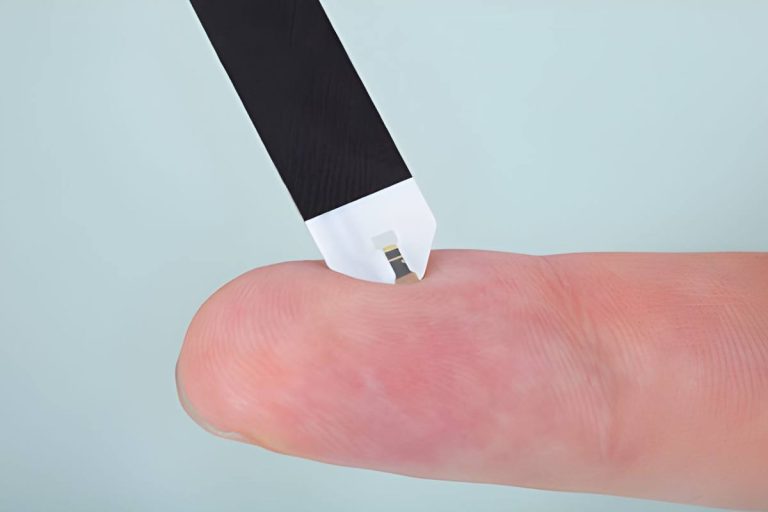 Accu Chek Active Strips – Complete Guide to Uses, Benefits & Accurate Monitoring