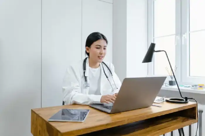 Medical Director for Filler Injections: Responsibilities and Legal Requirements